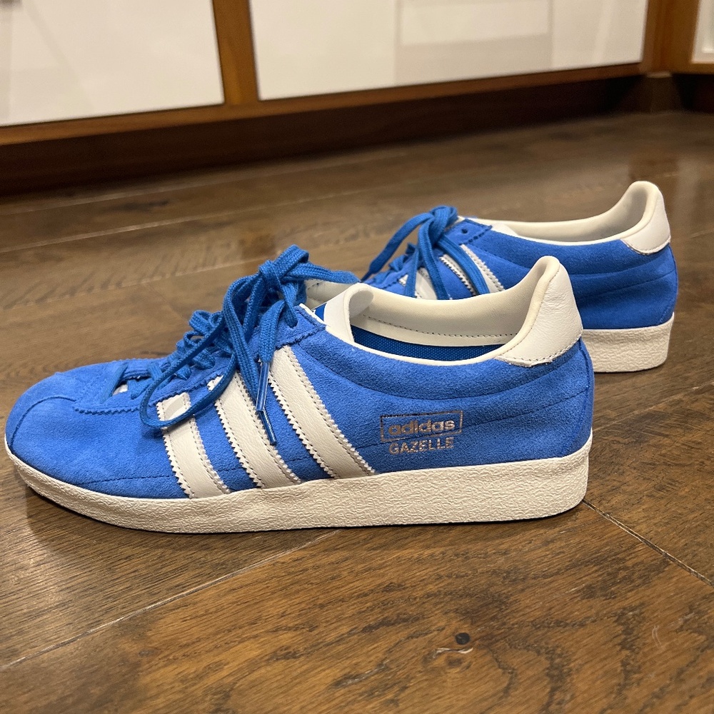 Adidas gazelle sneakers. Unisex